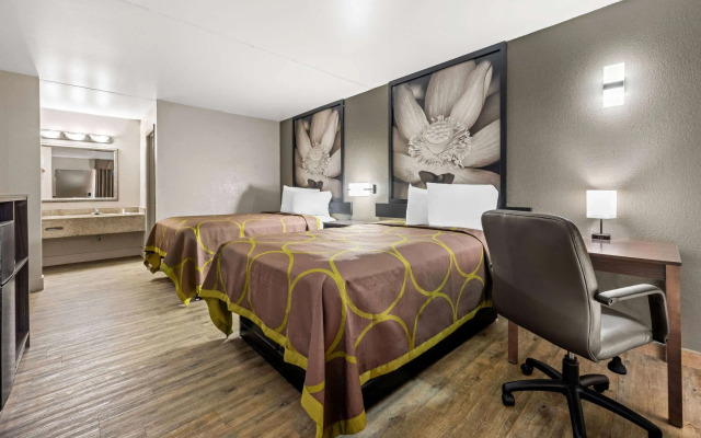 Super 8 by Wyndham Garysburg/Roanoke Rapids