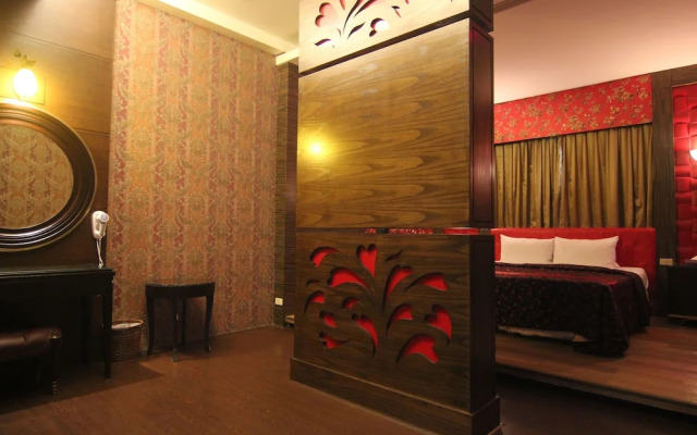Romantic Code Motel