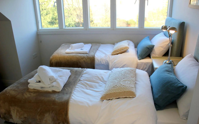 The Luxurious Duplex (Peymans)