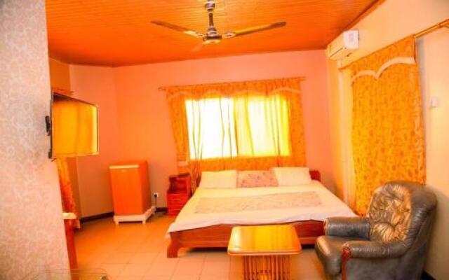 Filly's Guest House