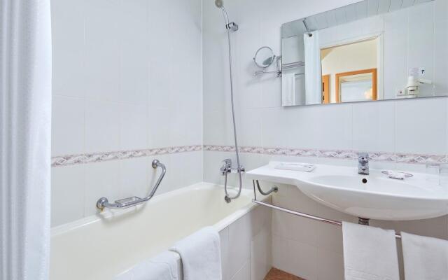 Sigma (Official partner of the Gamma Izmailovo Hotel)