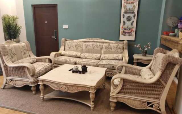 Man Yin Ju Chinese Style Apartment