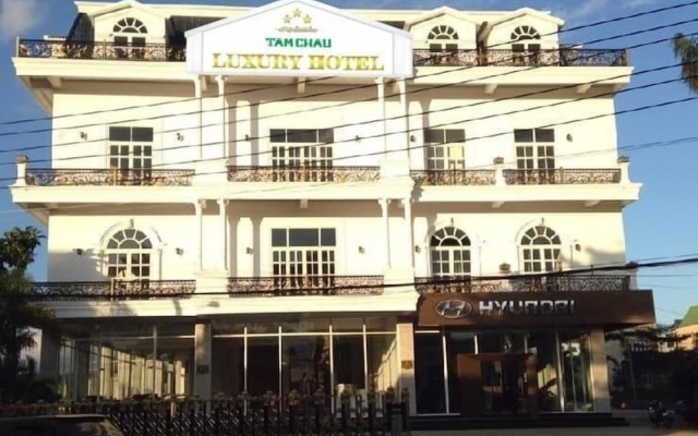 Tam Chau Luxury Hotel