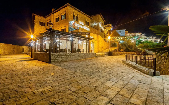 Hotel Kulla e Balshajve
