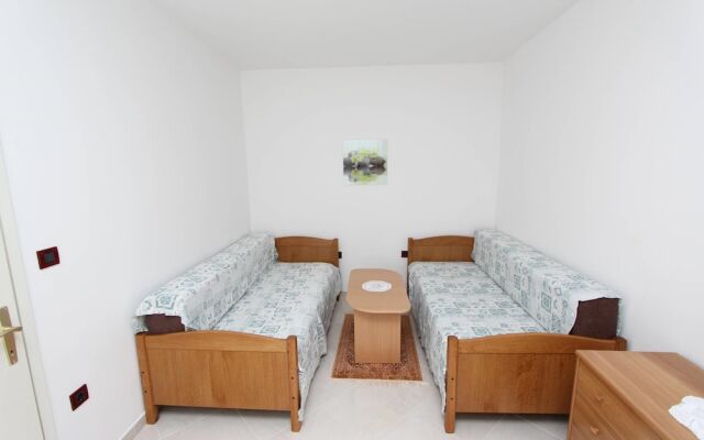 Luna Apartments