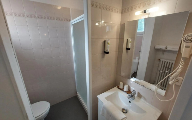 Logis Hôtels - Chez Terrassier - Hôtel et Restaurant