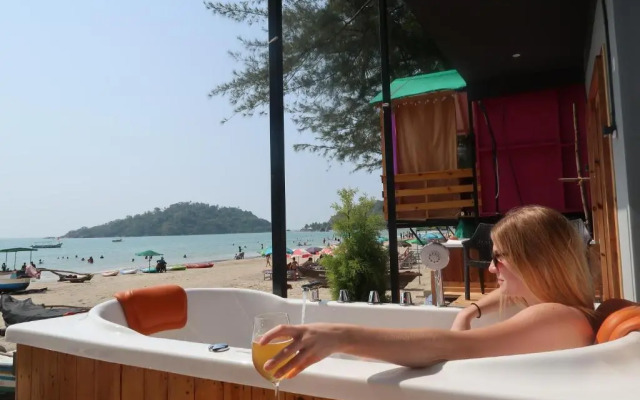 Enosh Palolem Residency