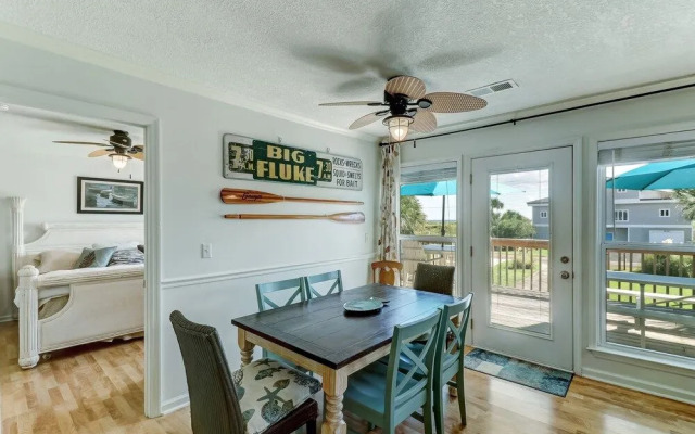 Redecorated Pet Friendly Home by RedAwning