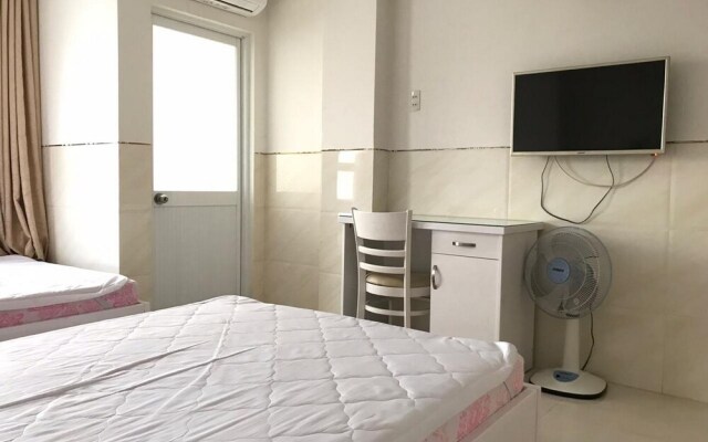 Oyo 803 Quang Hong Phat 2 Hotel