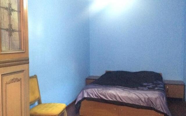 Apartment on Gorgasali 98