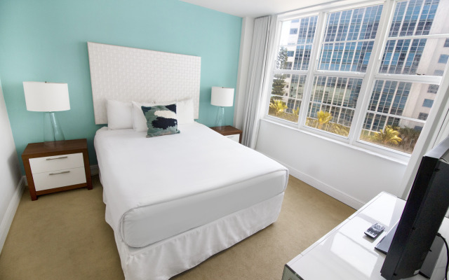 Seacoast Suites on Miami Beach