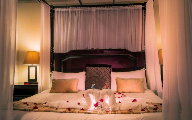 Waterfalls Boutique Hotel