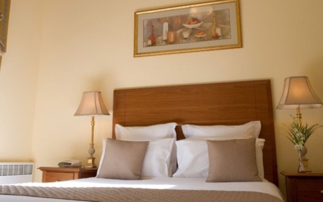Hotel Charsfield Melbourne