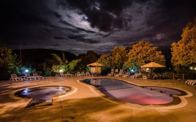 Sentrim Mara Game Lodge