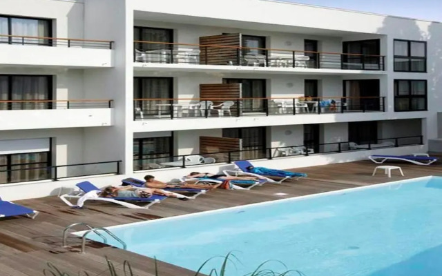 Apartment in La Rochelle Near the Beach