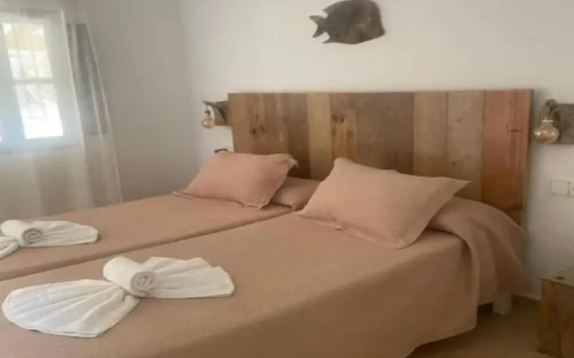 Meridium Apartments & Beach Club