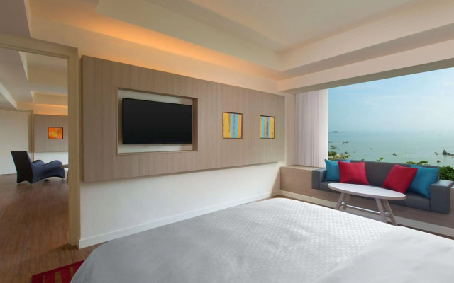 Mercure Penang Beach