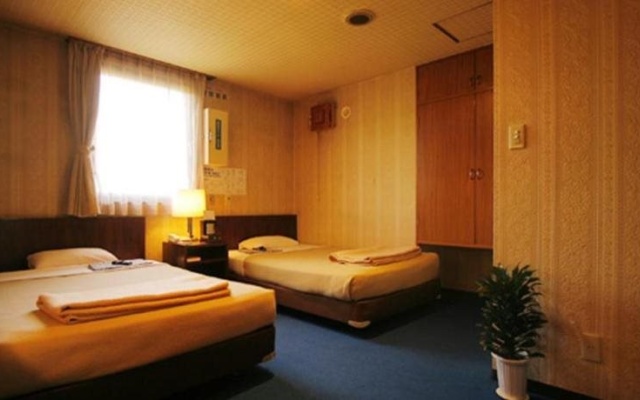 Hotel Kangetsuso – Guest Rooms – Tokyo