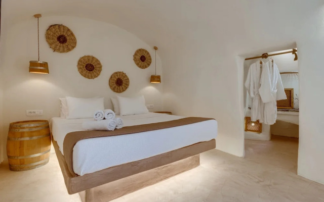 Pasithea Luxury Suites
