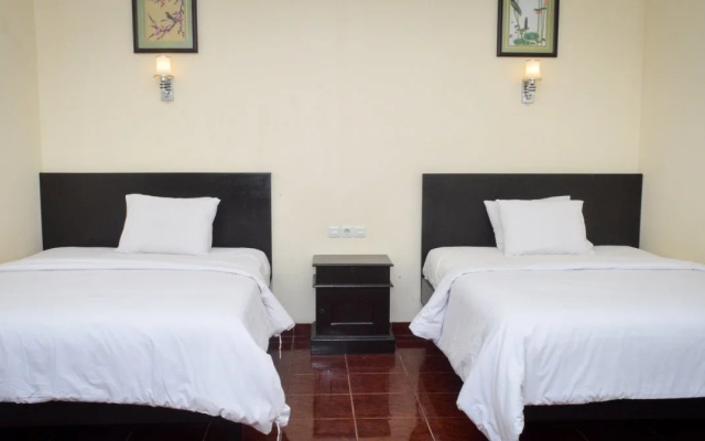 Uni Beach Hotel