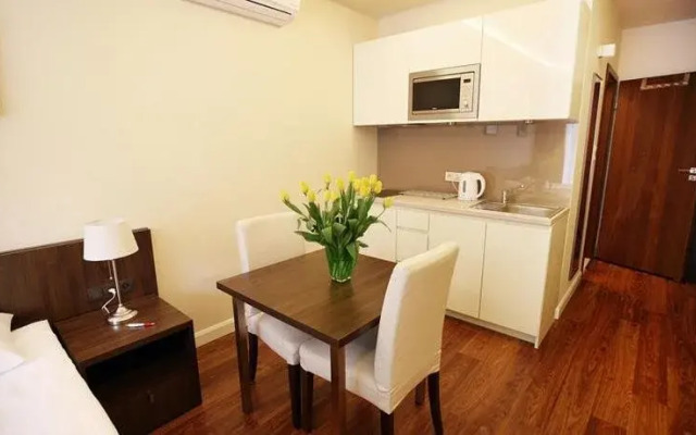 Plater 10 Residence