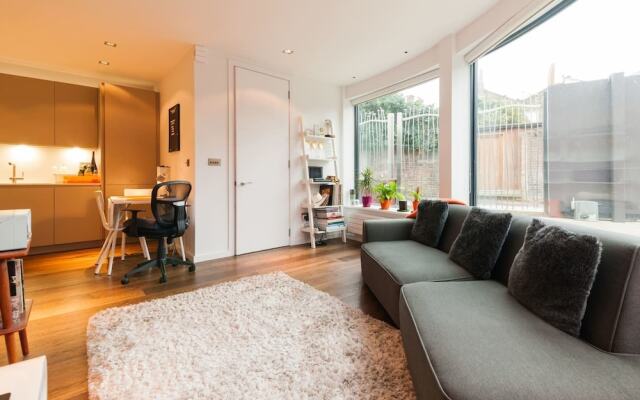 Design 1bd/1bath in Heart of Camden