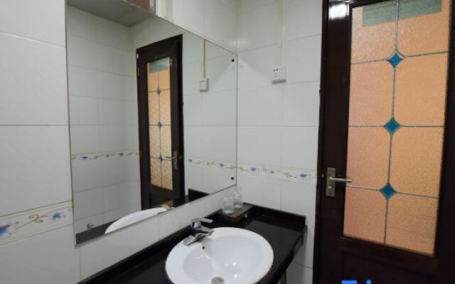 Xingyi Satisfaction 168 Hotel