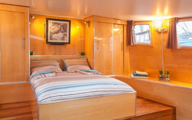 Houseboat Ms 3 Gebroeders