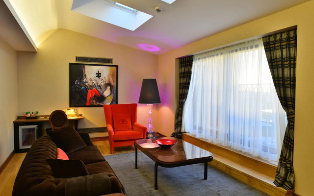 Warwick Ankara
