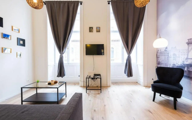 BUDAPEST4FUN - New apt in the heart of Budapest