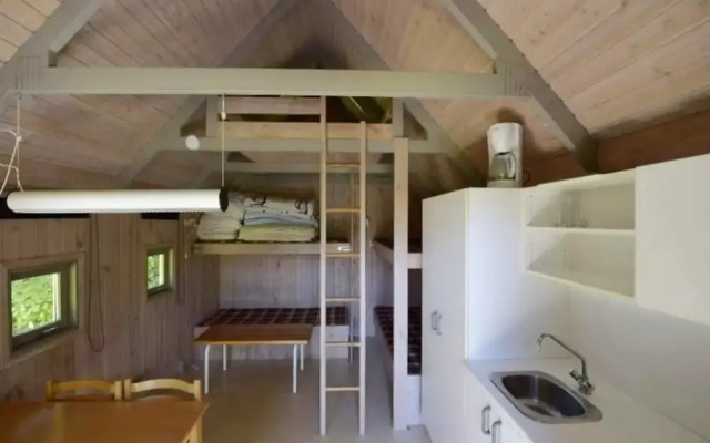 Cabin in Camping Resort-shared Bathroom