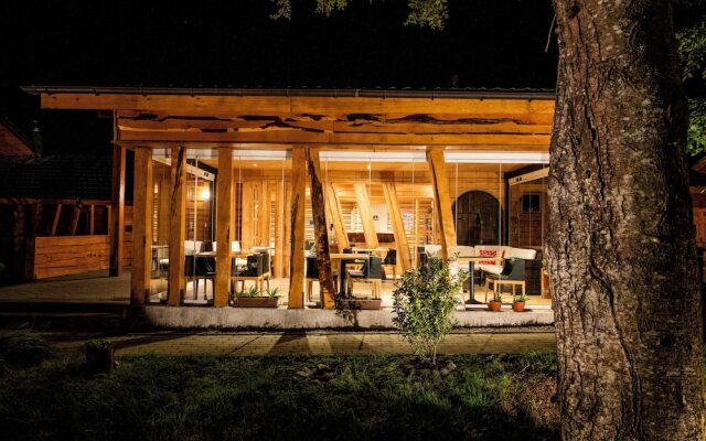 Alto Melimoyu Hotel & Patagonia