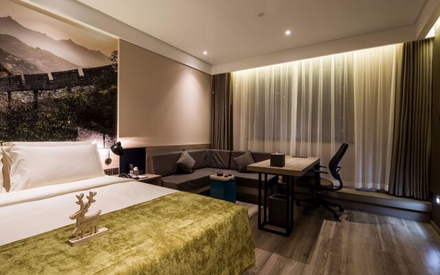 Atour Hotel Sanyuanqiao Beijing