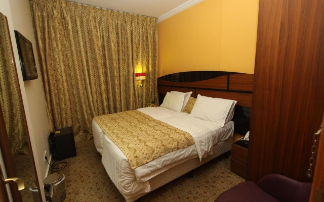 Al Saraya Ajyad Hotel