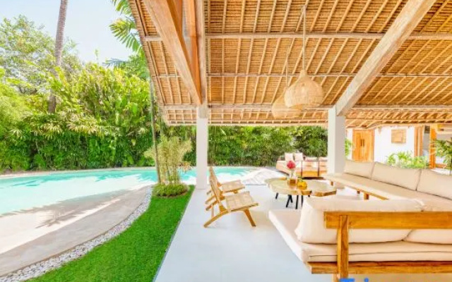 Villa Indigo - 5-BDR, huge pool and lush garden – Outside – Kuta