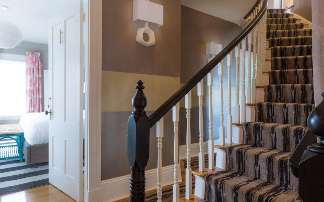 The Sydney, The Edgartown Collection