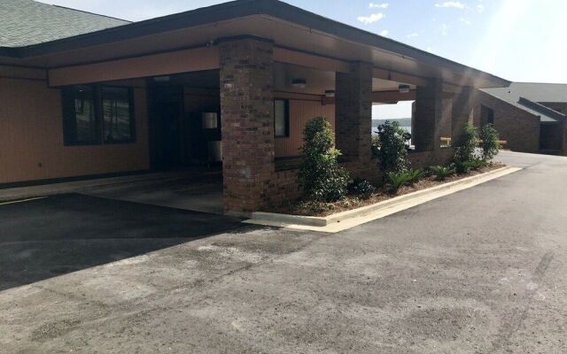 D'Arbonne Lake Motel