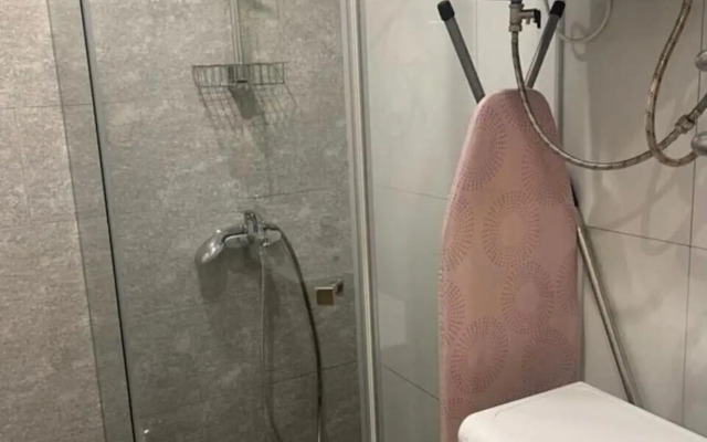 Apartments on 13 Chkalova Street