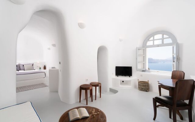 Oia Spirit Boutique Residences