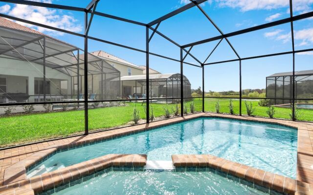 5 Bed 5 Ba Solterra Villa with Pool & Spa