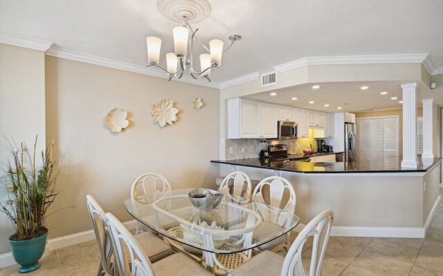 Inlet Reef 102 2 Bedroom Condo by RedAwning