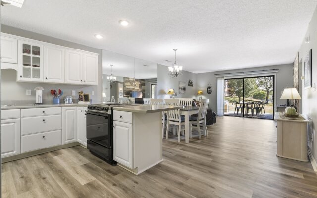 Ozark Escape at the Pointe