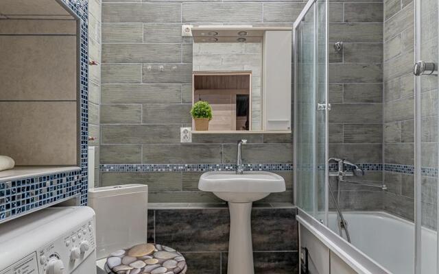 Хорошего дня на улице Александра Козицына 12