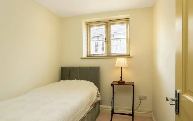 Priory Courtyard - 3 Bedroom Escape