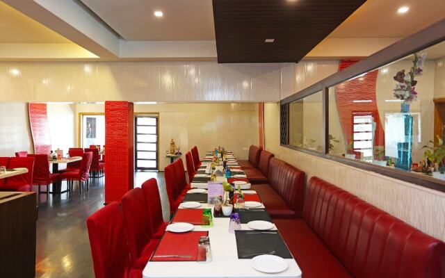 OYO 10690 Florence Hotel