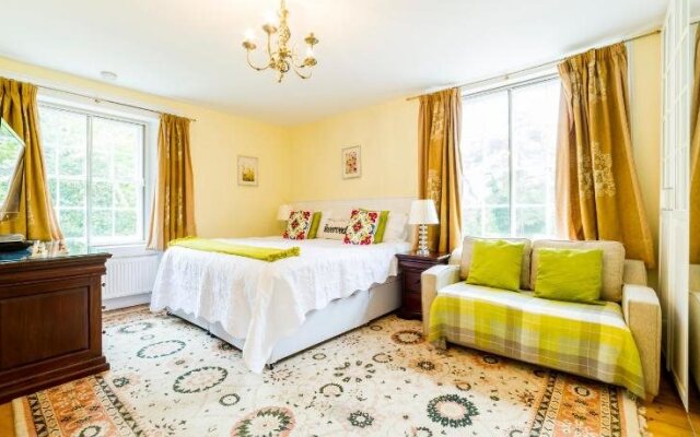 Molland Manor House Bed & Breakfast