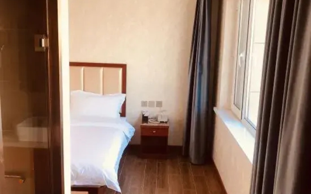 Harbin Mingju Hotel