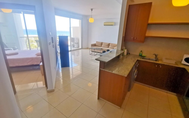 Paradise Palms Seaview Apartment