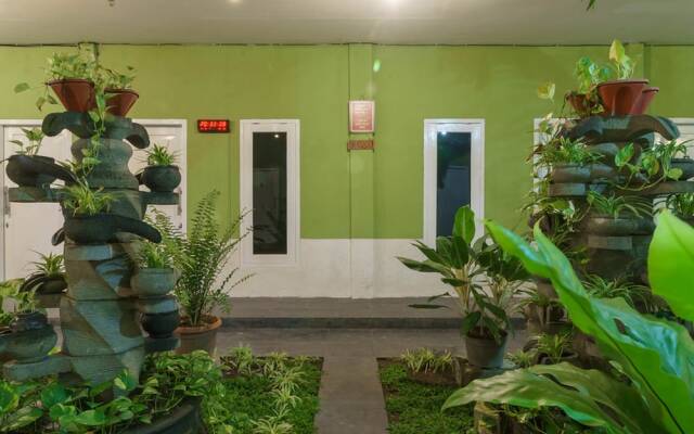 RedDoorz Syariah near Citimall Prabumulih