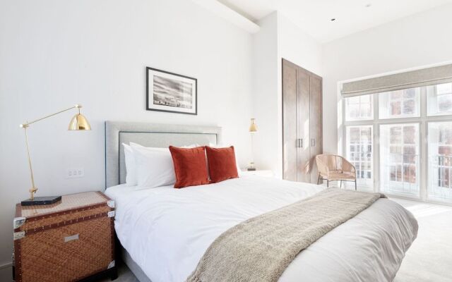 Beautiful Westminster Suites by Sonder